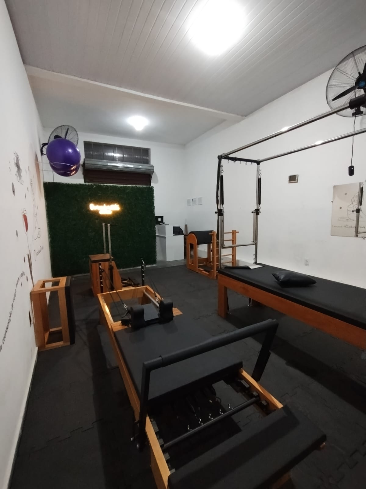 Studio Jéssica Pavuna, espaço de Pilates e fisioterapia em Betim