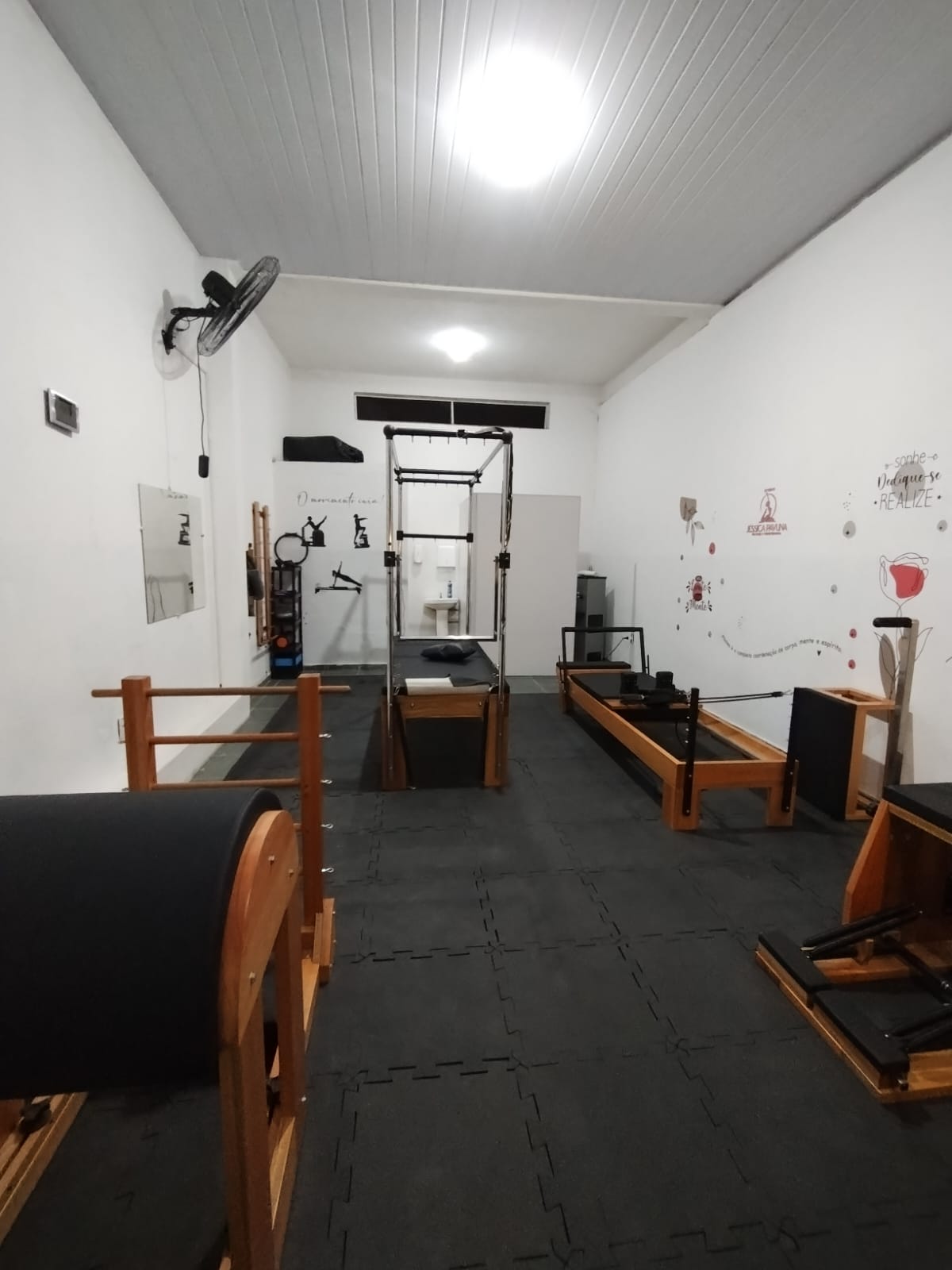 Studio Jéssica Pavuna, espaço de Pilates e fisioterapia em Betim